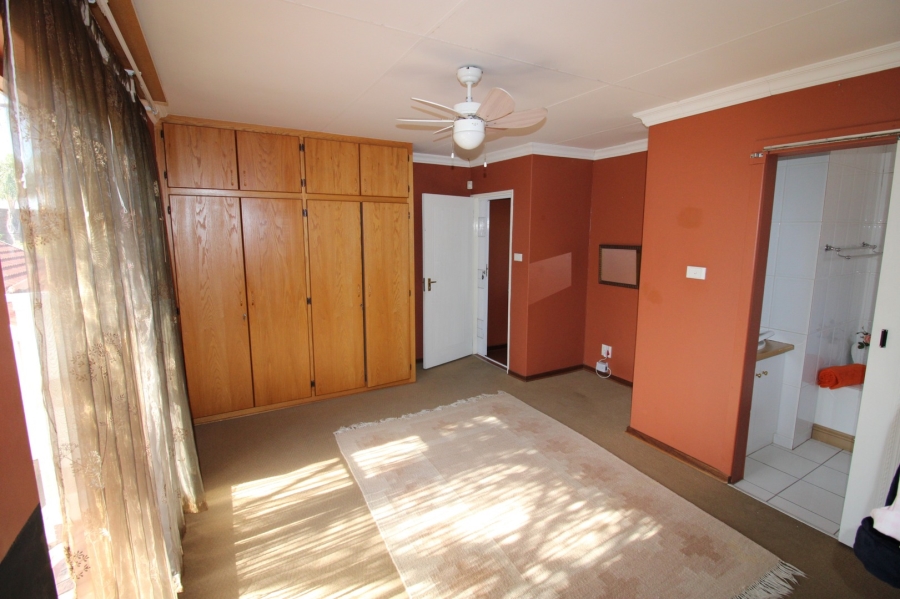 3 Bedroom Property for Sale in Heuwelsig Free State